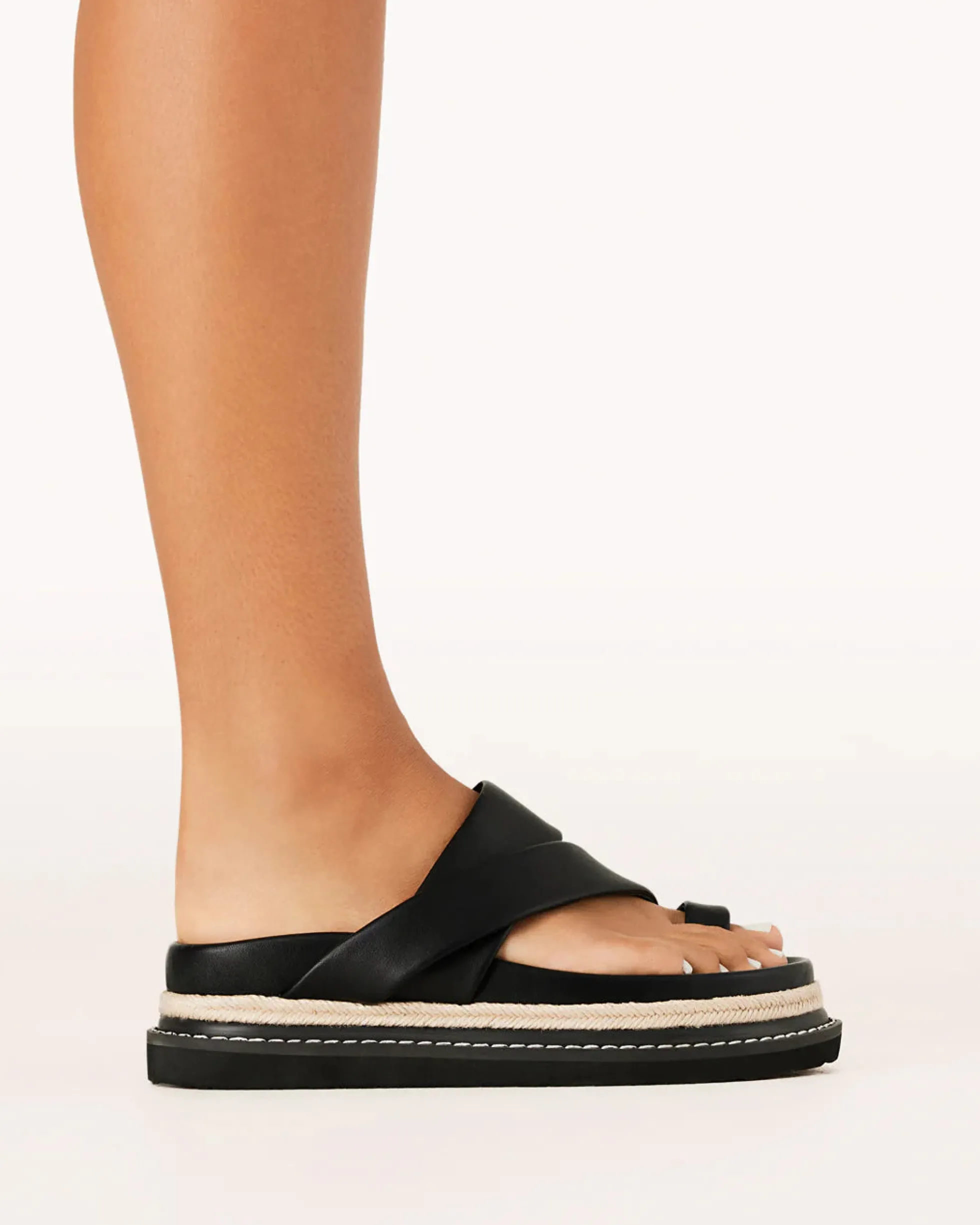 Armas Sandal Black