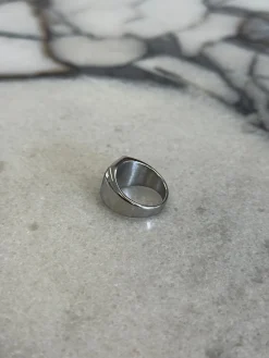 Bold Signet Ring Silver
