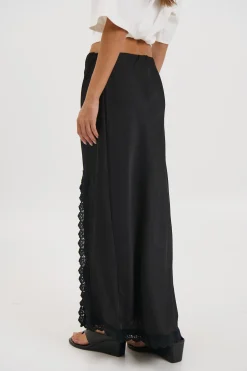 Chantily Skirt Black