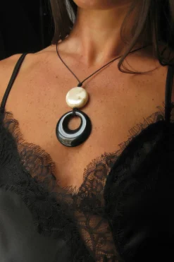 Etta Necklace Black