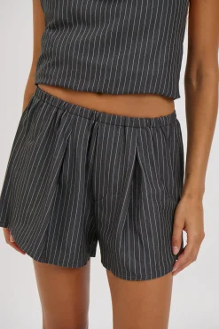 Millie Short Black