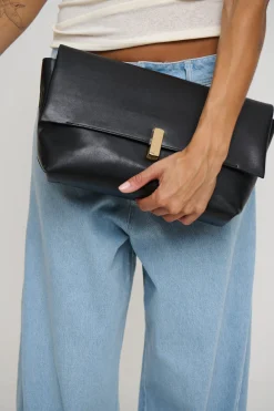 Novie Clutch Black