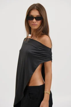 Reborn Poncho Noir