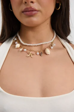 Shell Beaded Necklace Gold