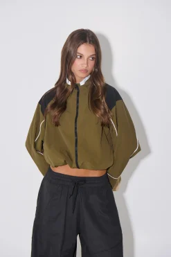 Shoreline Windbreaker Safari