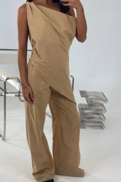Tasi Set Tan