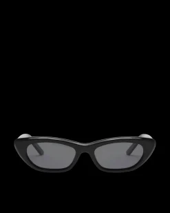 The Caroline Black/Black