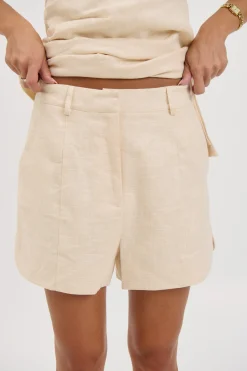 Veena Short Cream