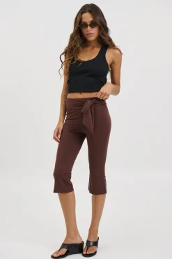 Winona Capri Chocolate